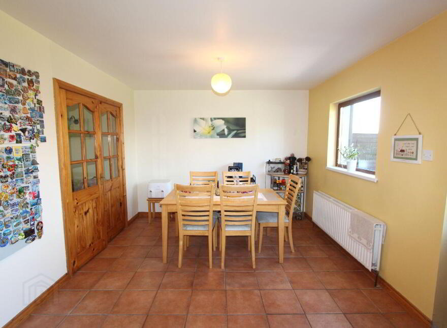51 Knocktornagh, Castleblayney, A75A728