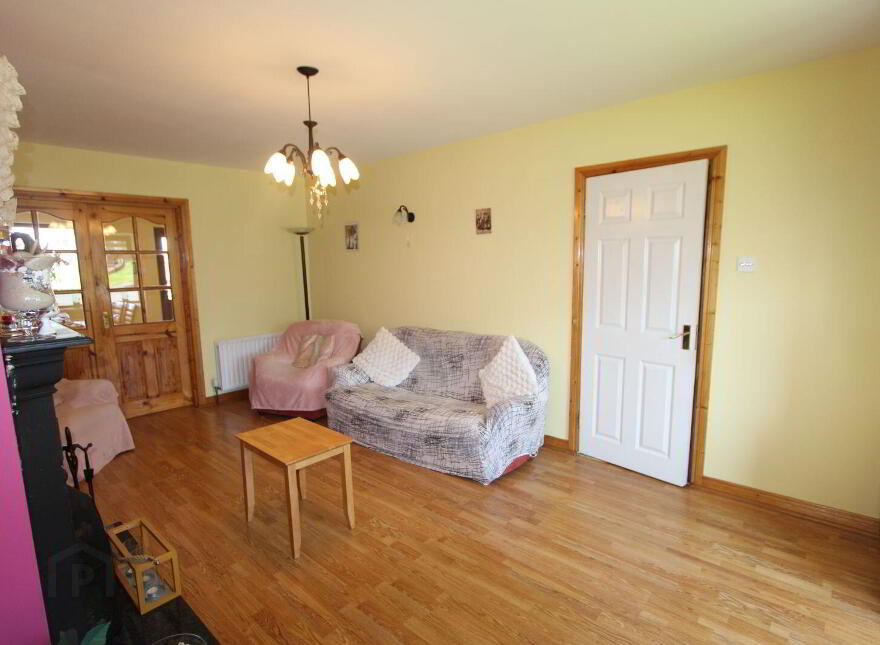 51 Knocktornagh, Castleblayney, A75A728