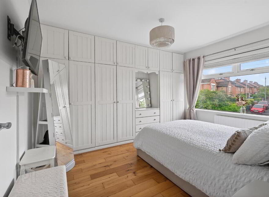 36 Sharman Road, Belfast, BT9 5FX