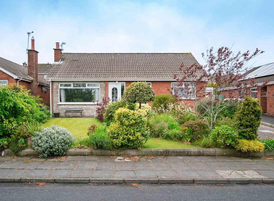 23 Ballymacormick Drive, Bangor, BT19 6BH
