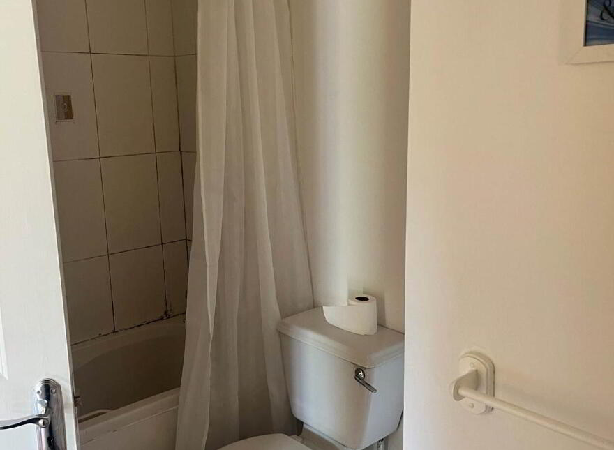 Apt 1 The Oaks, Kilnacourt Woods, Portarlington, R32RY93