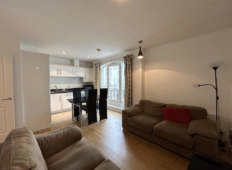 402 Saint Annes Square, Belfast, BT1 2NF