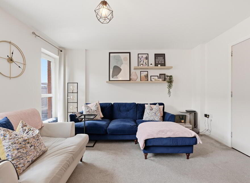 Apt 25, Elmwood Building, Old Bakers Court, Belfast, BT6 8QU