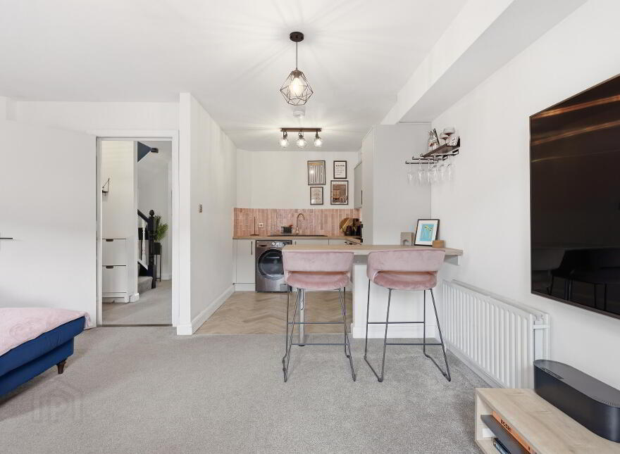 Apt 25, Elmwood Building, Old Bakers Court, Belfast, BT6 8QU