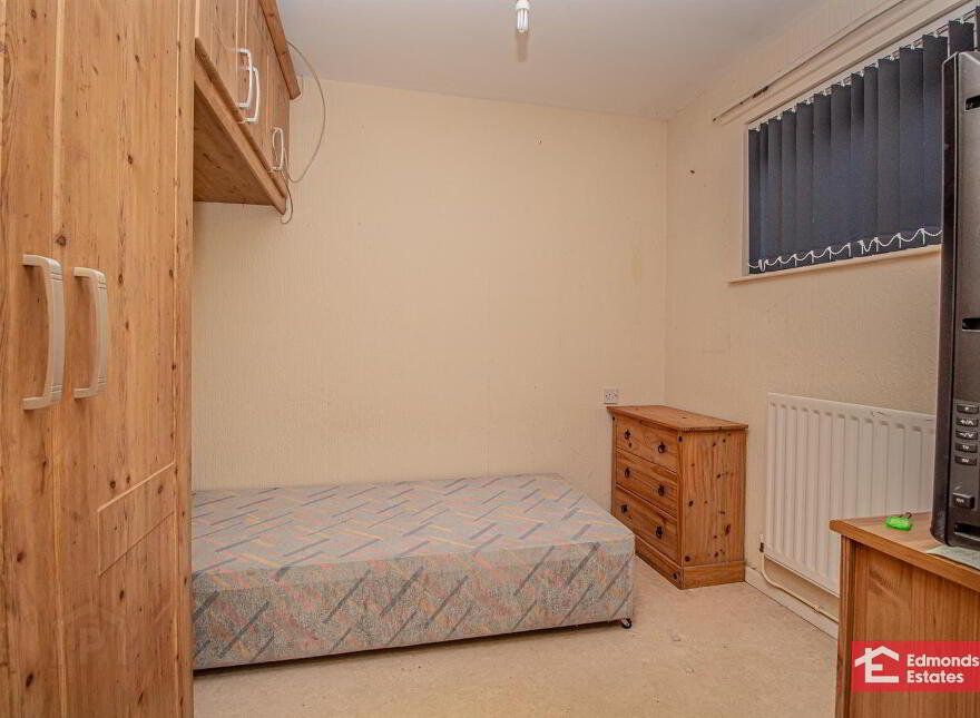 28 Ballymena Road, Ahoghill, Ballymena, BT42 1JX