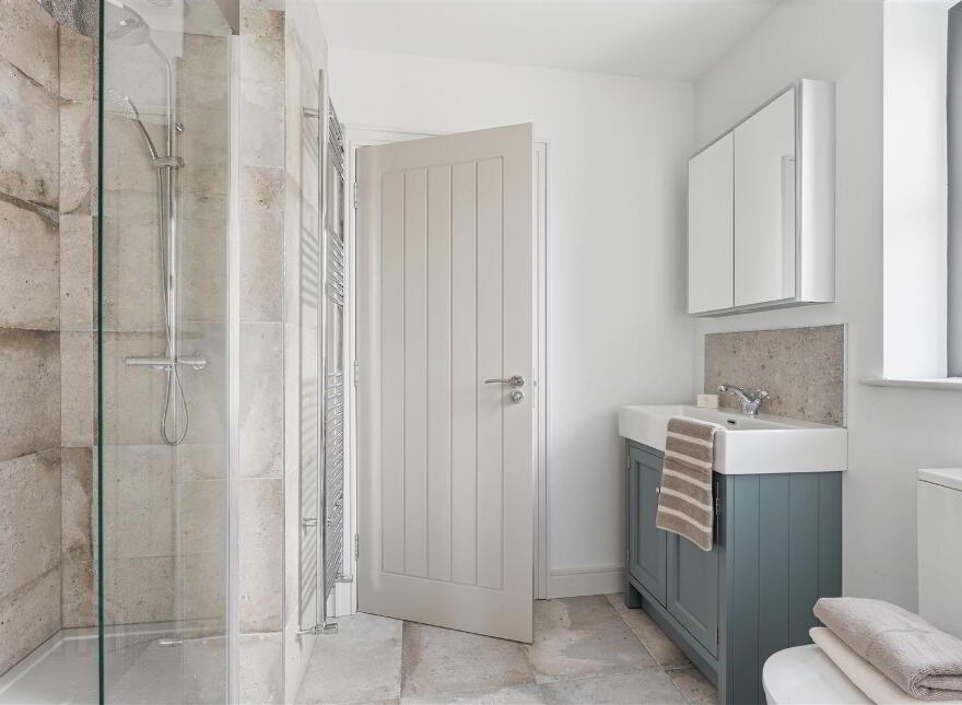 3 Ballytweedy Manor, Loanends, Antrim, BT41 4FZ