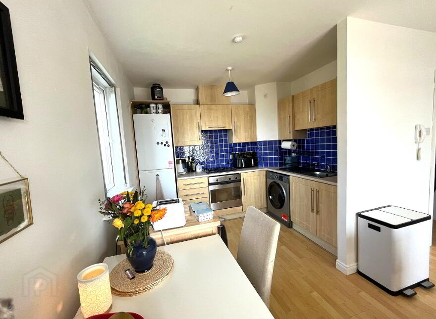 56 Bates Park, Greenisland, Carrickfergus, BT38 8TS
