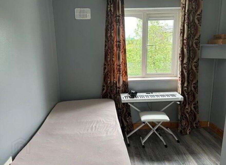 7 Cherryvale, Ballyhaunis, F35Y897