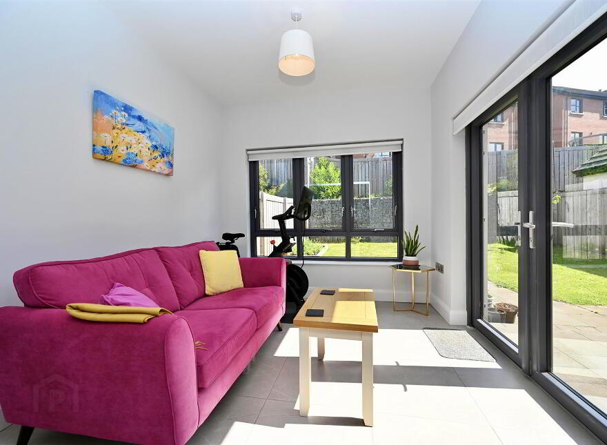 9 Brooke Hall Mews, Belfast, BT8 6WW