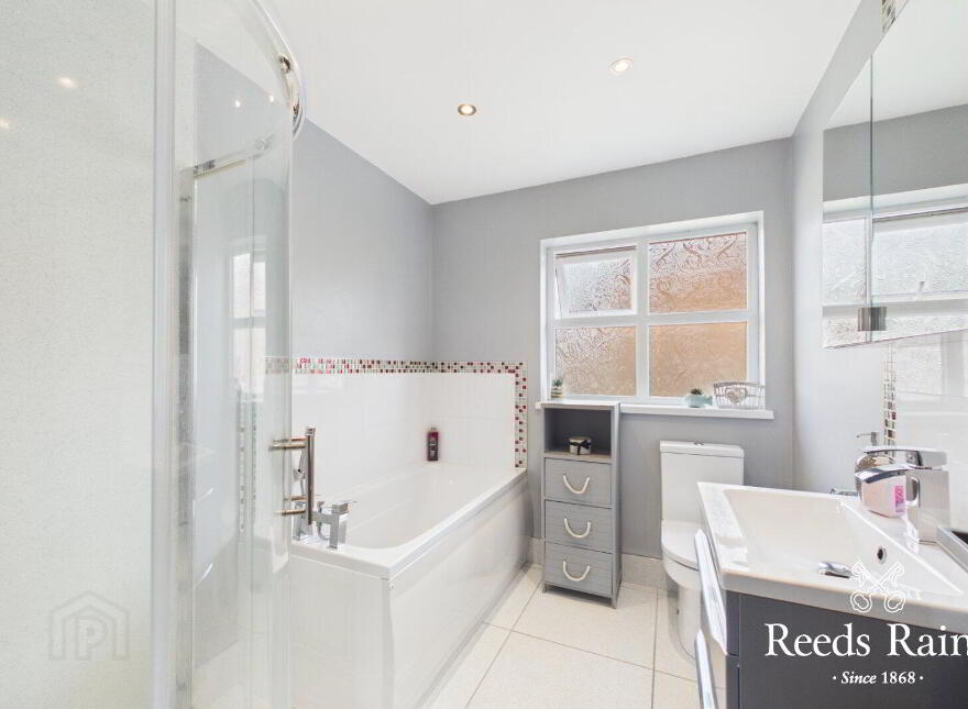 31 Ashvale Drive, Royal Hillsborough, BT26 6DN