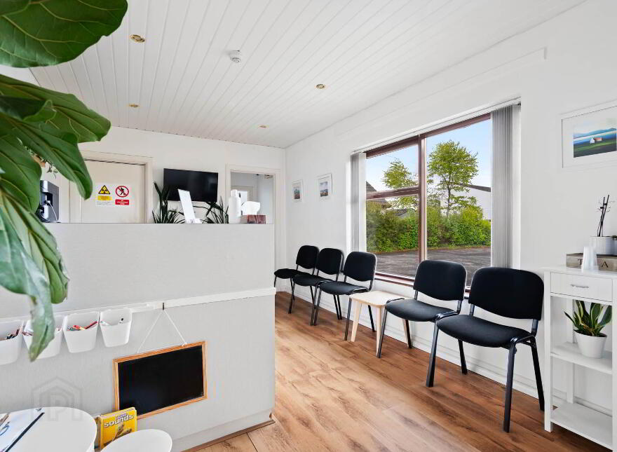 Letterkenny Chiropractic Clinic, Glencar Road, Letterkenny, F92YT95