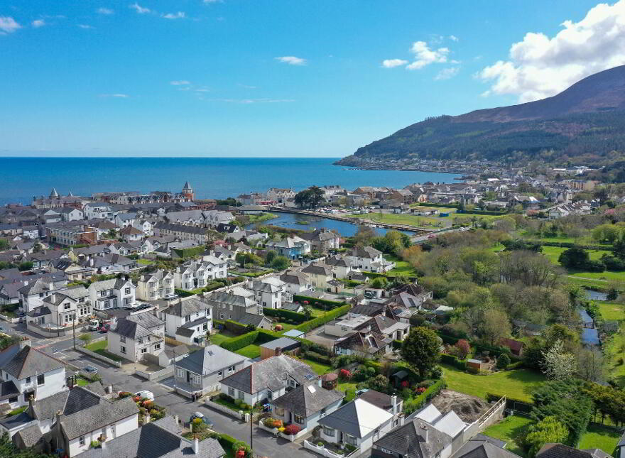 12 Shimna Vale, Newcastle, BT33 0EF