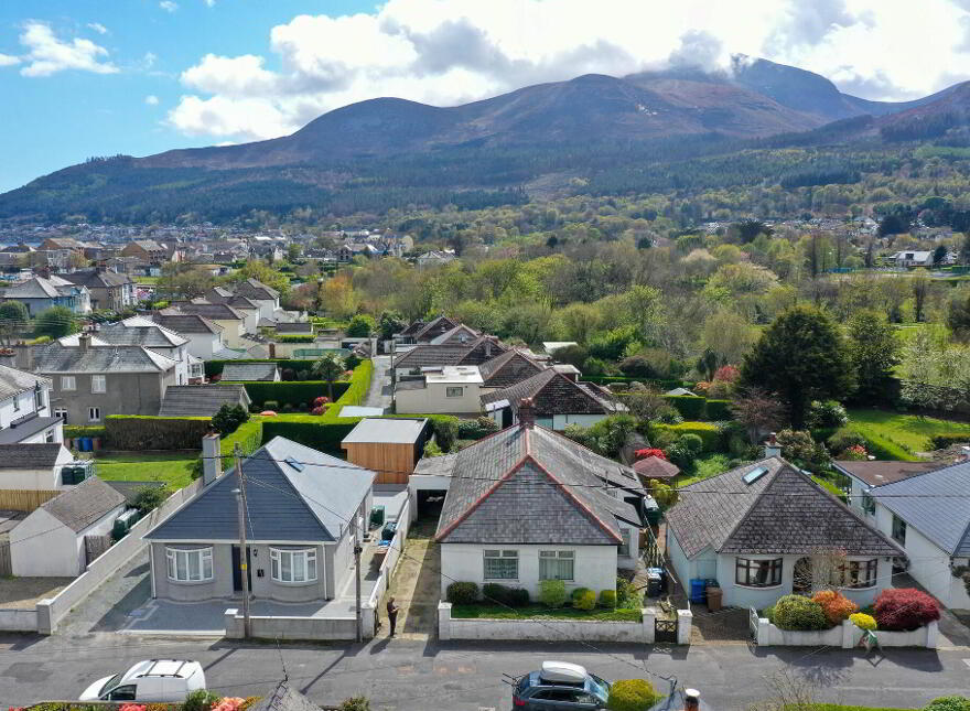 12 Shimna Vale, Newcastle, BT33 0EF
