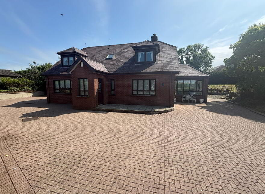 11b Glenview Park, Strabane, BT82 8LU