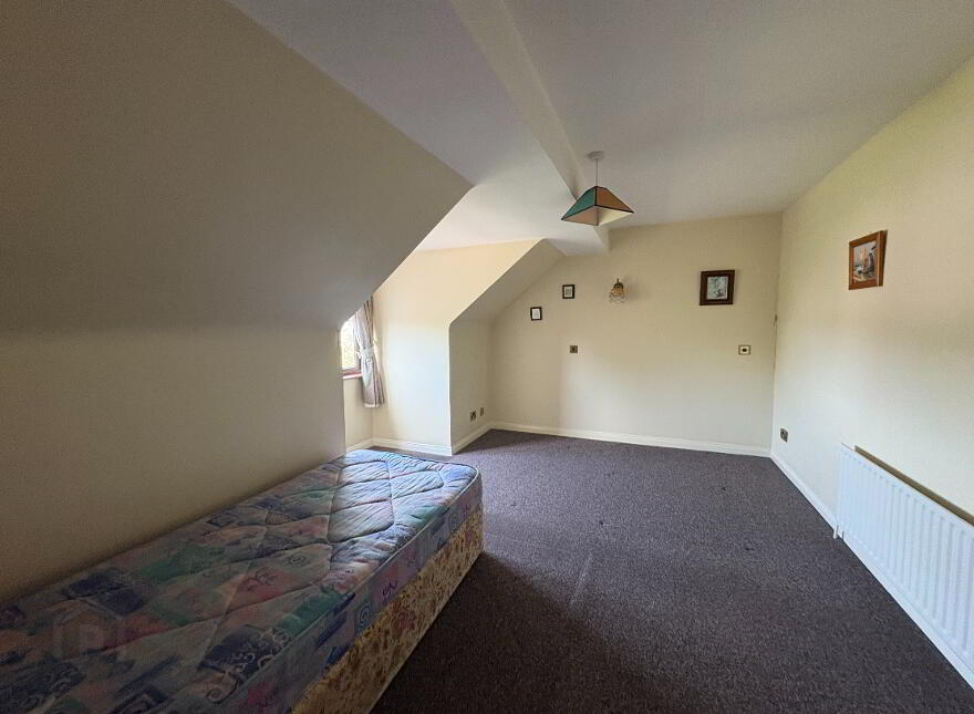 11b Glenview Park, Strabane, BT82 8LU