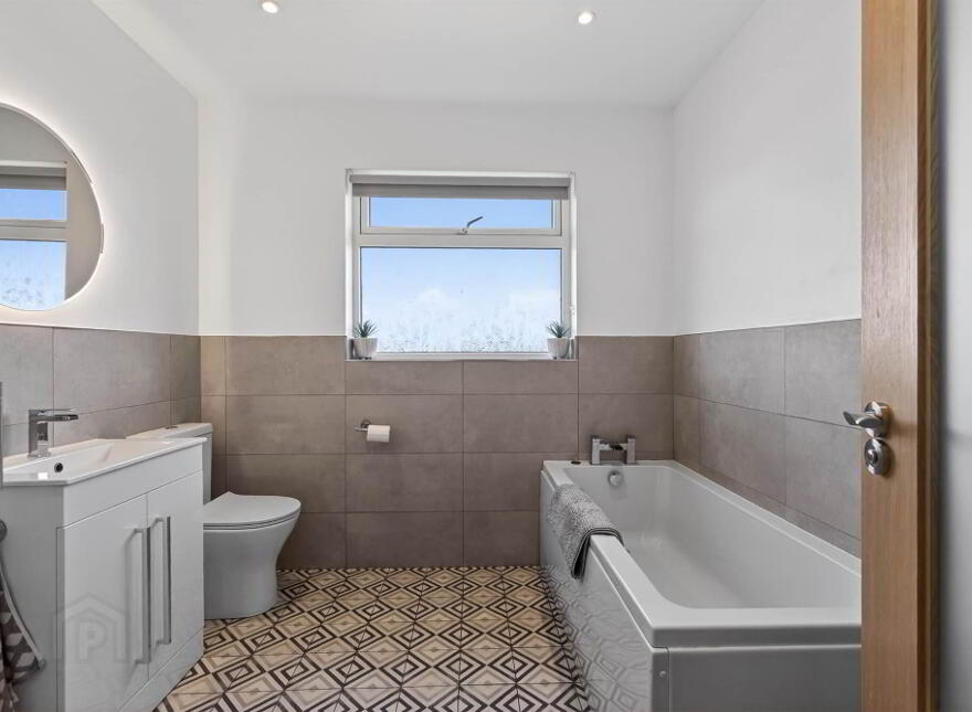 51 Beechfield Avenue, Bangor, BT19 7ZZ