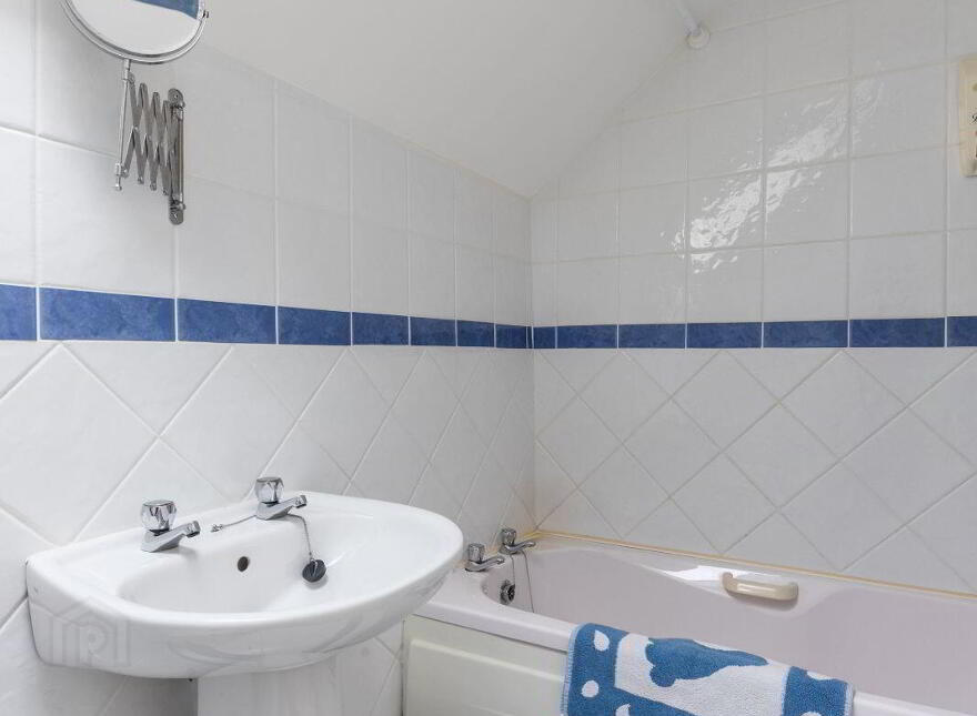 Emerson Lodge, Harlinstown, Slane, C15DP20