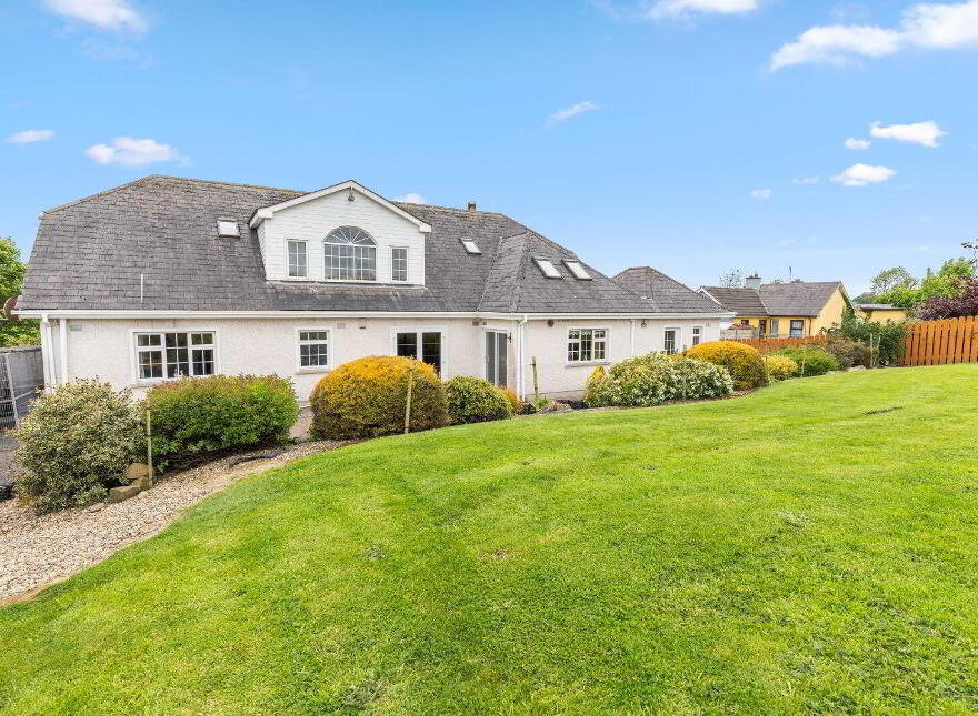 Emerson Lodge, Harlinstown, Slane, C15DP20