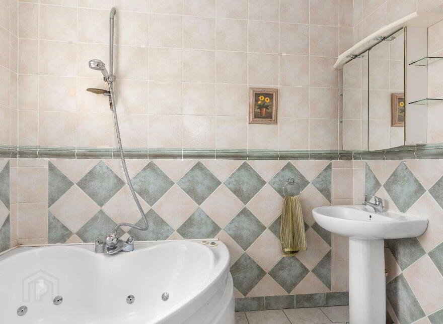 Emerson Lodge, Harlinstown, Slane, C15DP20
