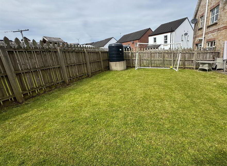 251 Ivy Mead, Waterside, Derry / Londonderry, BT47 3WZ