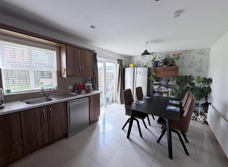 251 Ivy Mead, Waterside, Derry / Londonderry, BT47 3WZ