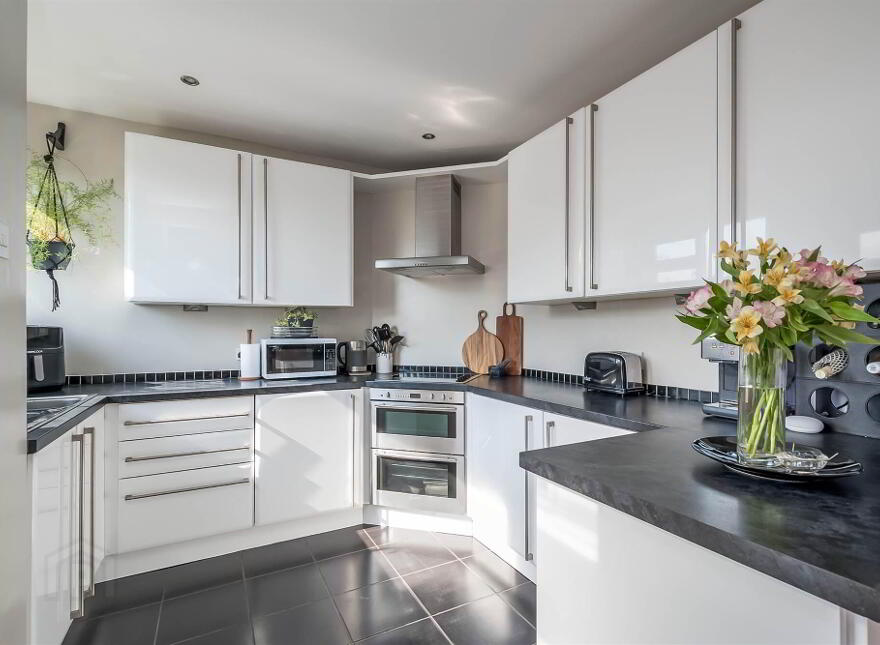 27 Woodland Park, Lambeg, Lisburn, BT27 4PE
