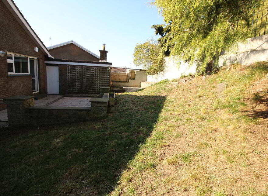15 Monaville Close, Lisburn, BT28 2DG