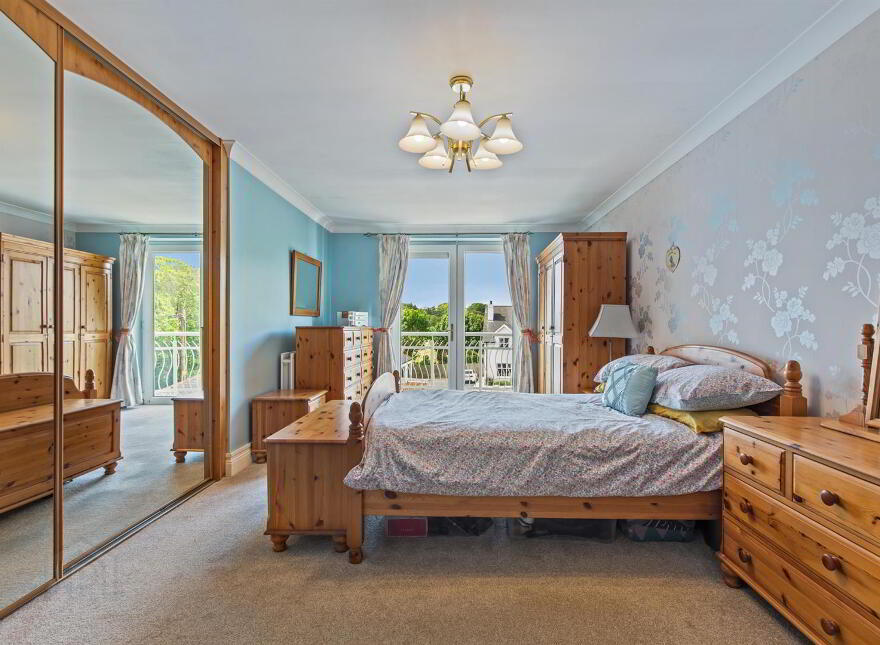 Apt 8, Warren Manor, Warren Road, Donaghadee, BT21 0QT