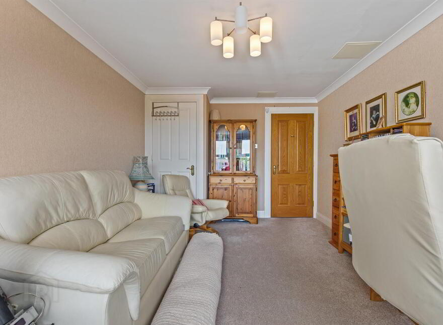 Apt 8, Warren Manor, Warren Road, Donaghadee, BT21 0QT