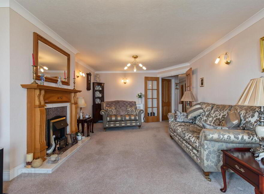 Apt 8, Warren Manor, Warren Road, Donaghadee, BT21 0QT