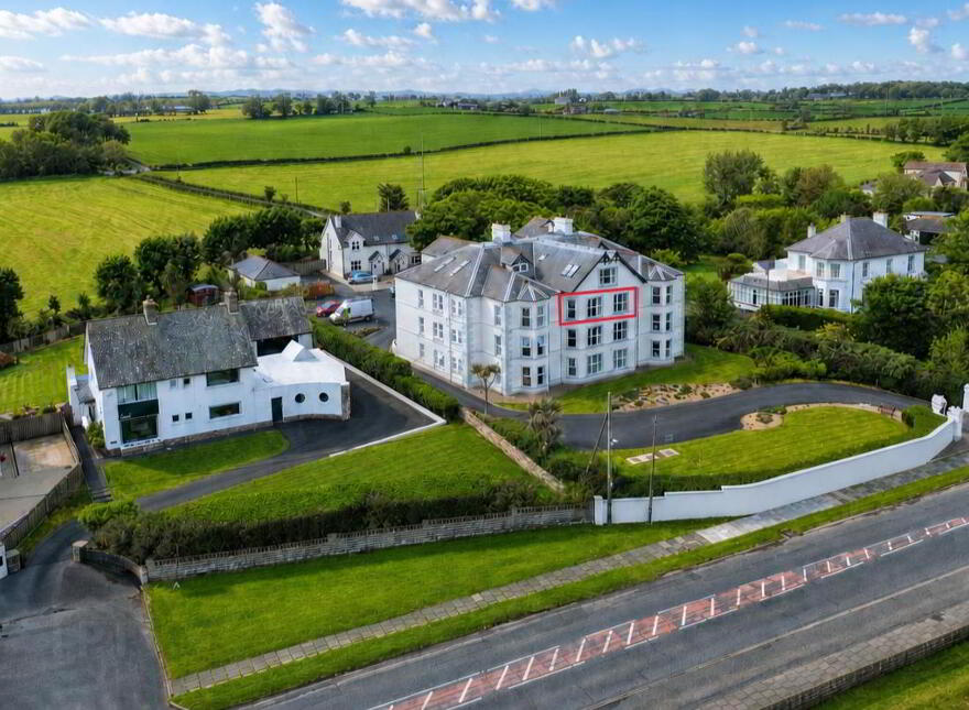 Apt 8, Warren Manor, Warren Road, Donaghadee, BT21 0QT