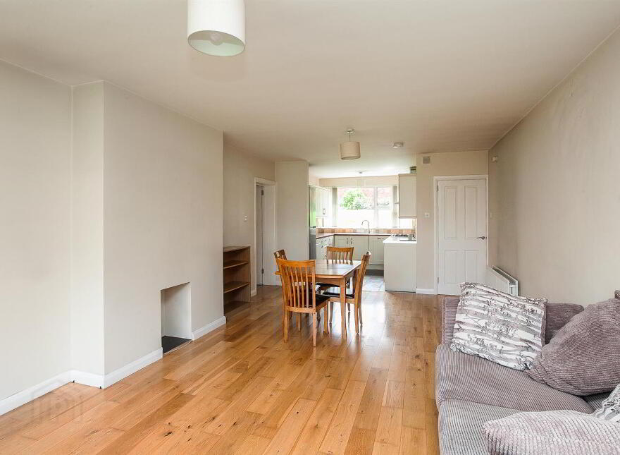 Apt 1, 107 Marlborough Park South, Belfast, BT9 6HT