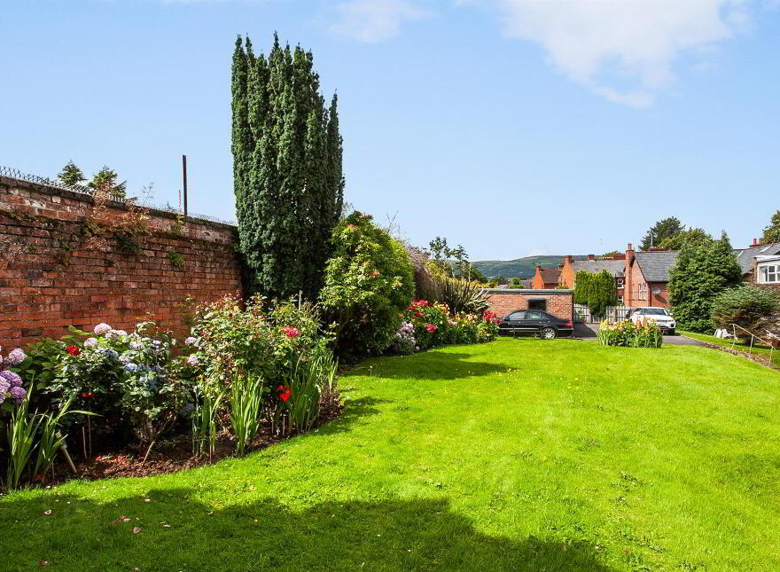 Apt 1, 107 Marlborough Park South, Belfast, BT9 6HT