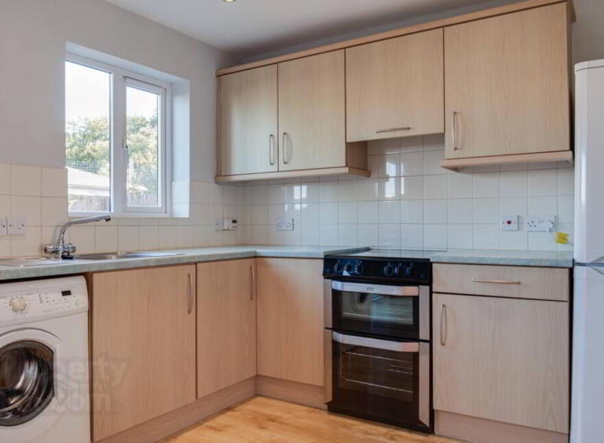 36 Meadowvale Crescent, Bangor, BT19 1HX