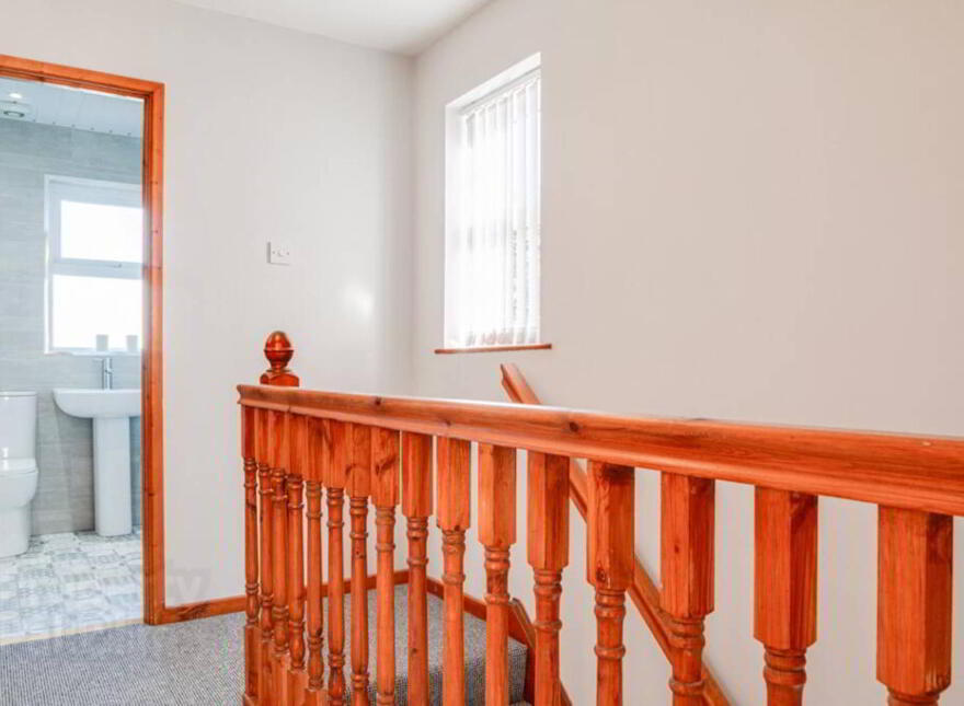 36 Meadowvale Crescent, Bangor, BT19 1HX