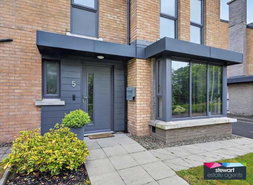 5 Moira Gate, Lurgan Road, Moira, BT67 0XZ