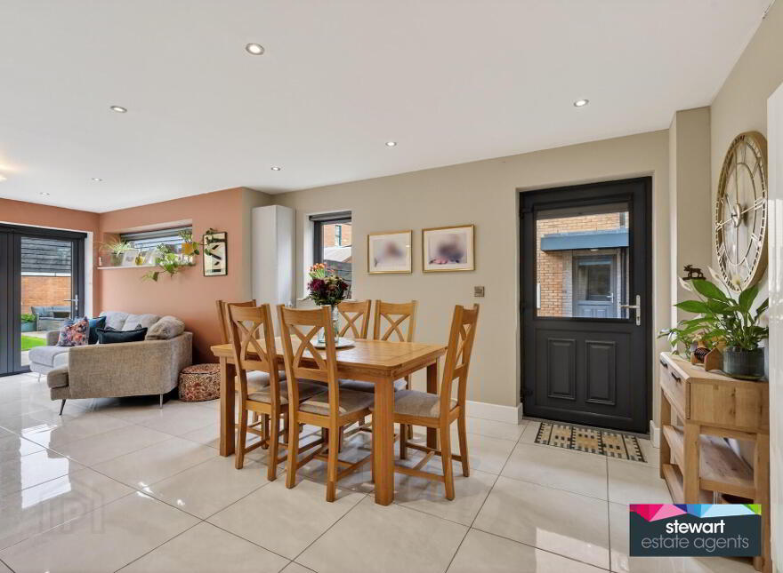 5 Moira Gate, Lurgan Road, Moira, BT67 0XZ