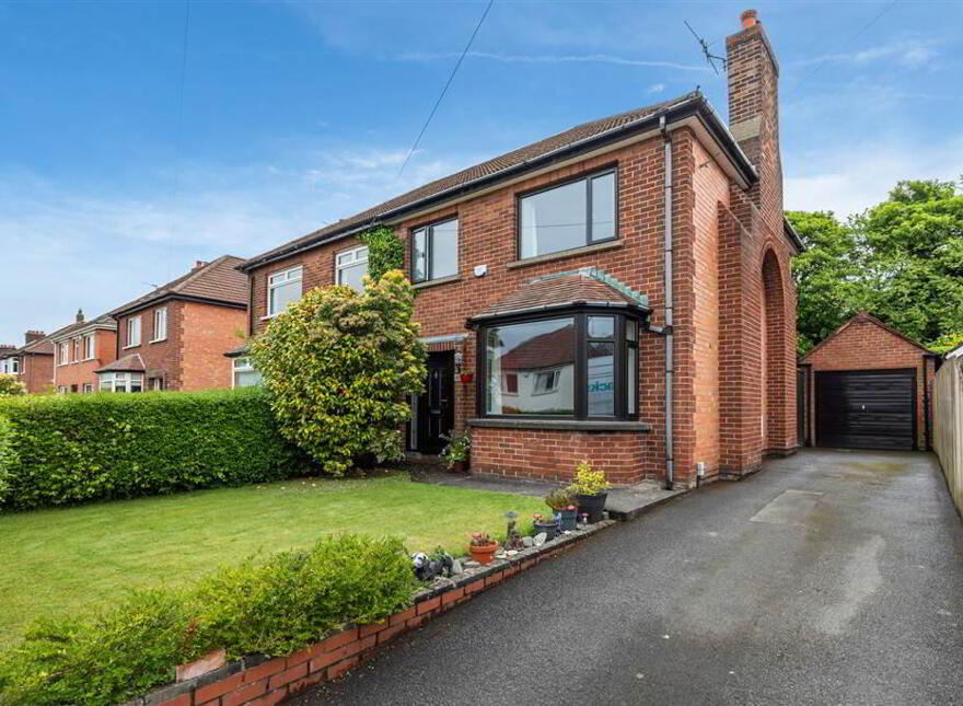 44 Gilnahirk Park, Belfast, BT5 7DY