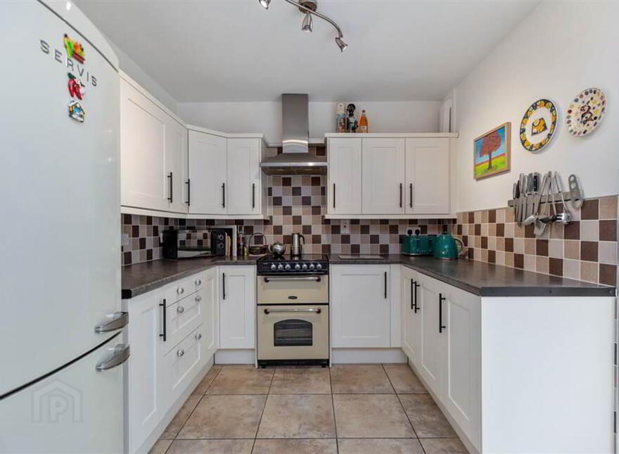 44 Gilnahirk Park, Belfast, BT5 7DY