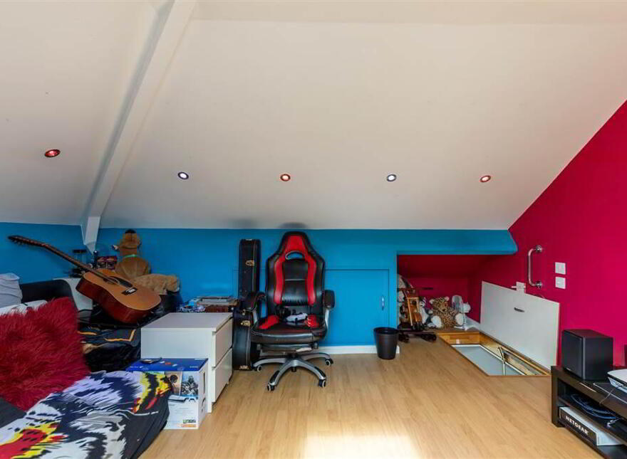 44 Gilnahirk Park, Belfast, BT5 7DY