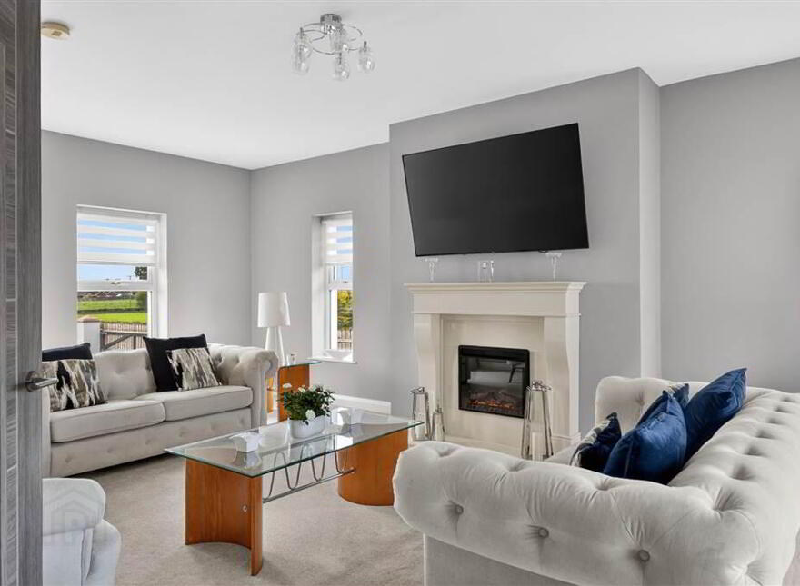 Broughmore, 270B Moira Road, Lisburn, BT28 2TU