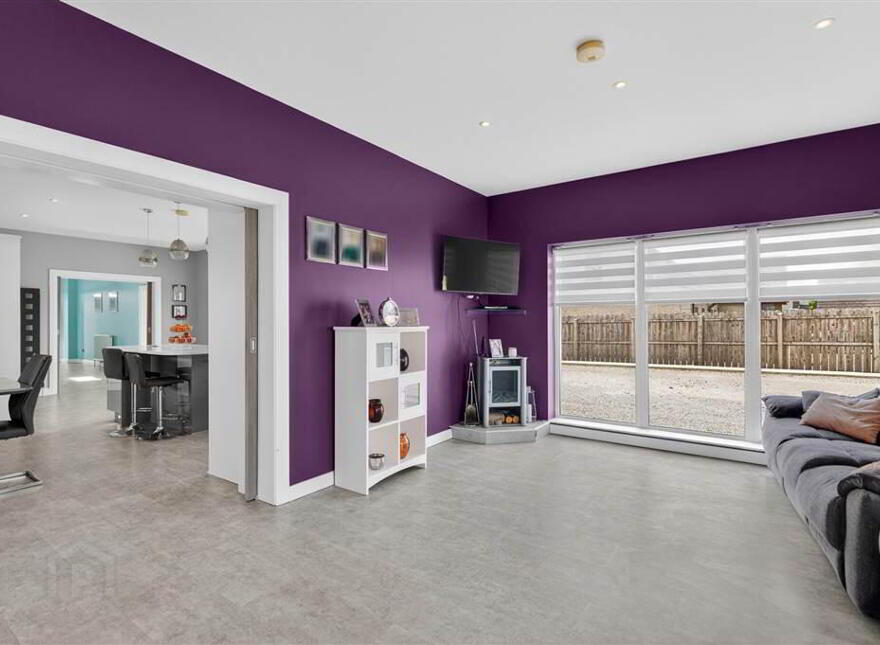 Broughmore, 270B Moira Road, Lisburn, BT28 2TU