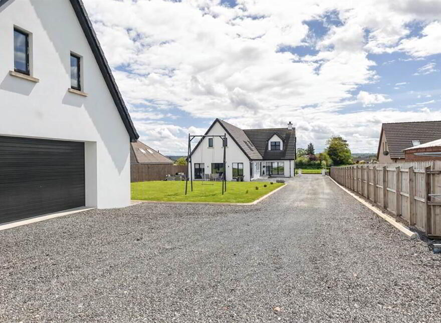 Broughmore, 270B Moira Road, Lisburn, BT28 2TU