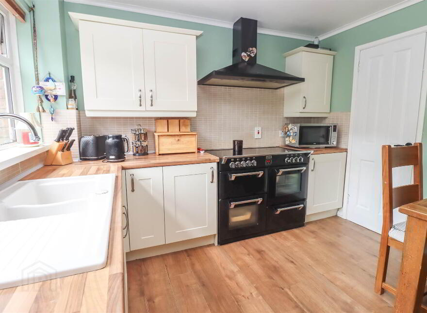3 Vionville Green, Dundonald, Belfast, BT5 7QE