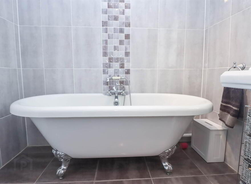 3 Vionville Green, Dundonald, Belfast, BT5 7QE