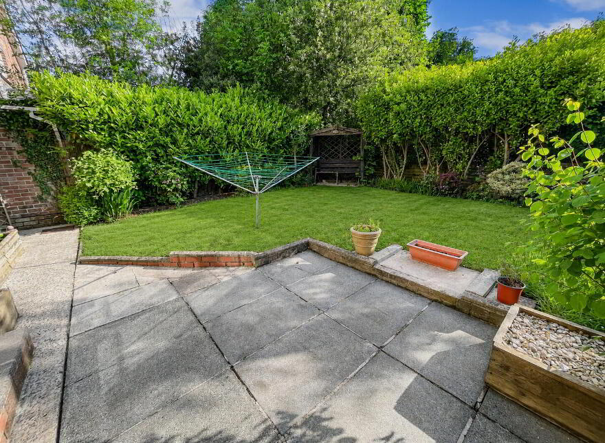 40 Parkland Avenue, Lisburn, BT28 3JP