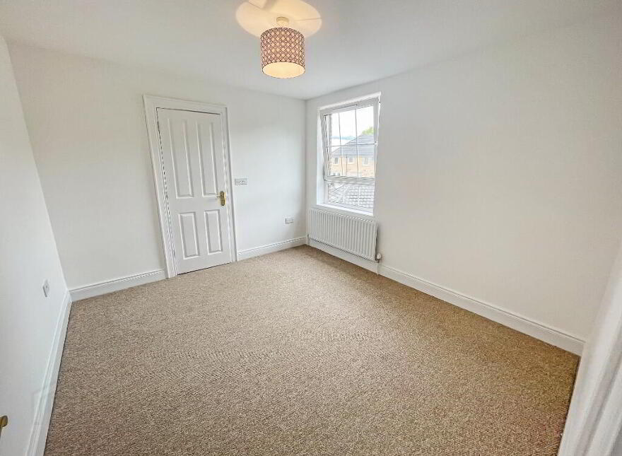 6 Ayrshire Lane, Lisburn, BT28 2UW
