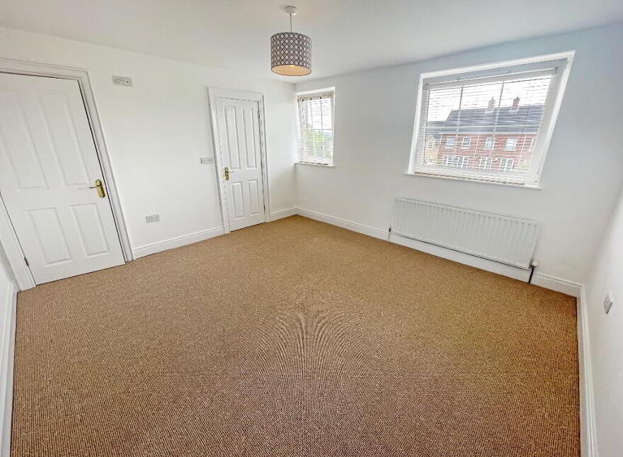 6 Ayrshire Lane, Lisburn, BT28 2UW