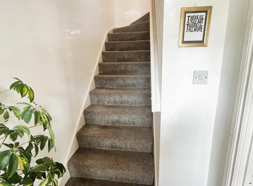 47 Larch Grove, Dunmurry, Belfast, BT17 9QG