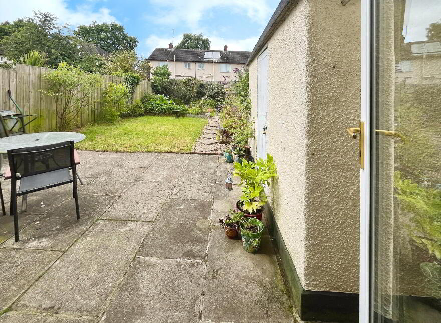 47 Larch Grove, Dunmurry, Belfast, BT17 9QG